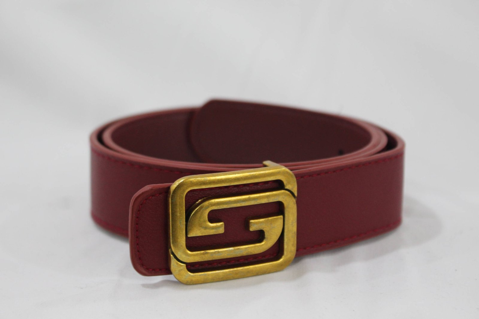 Cinturón granate hebilla mate
