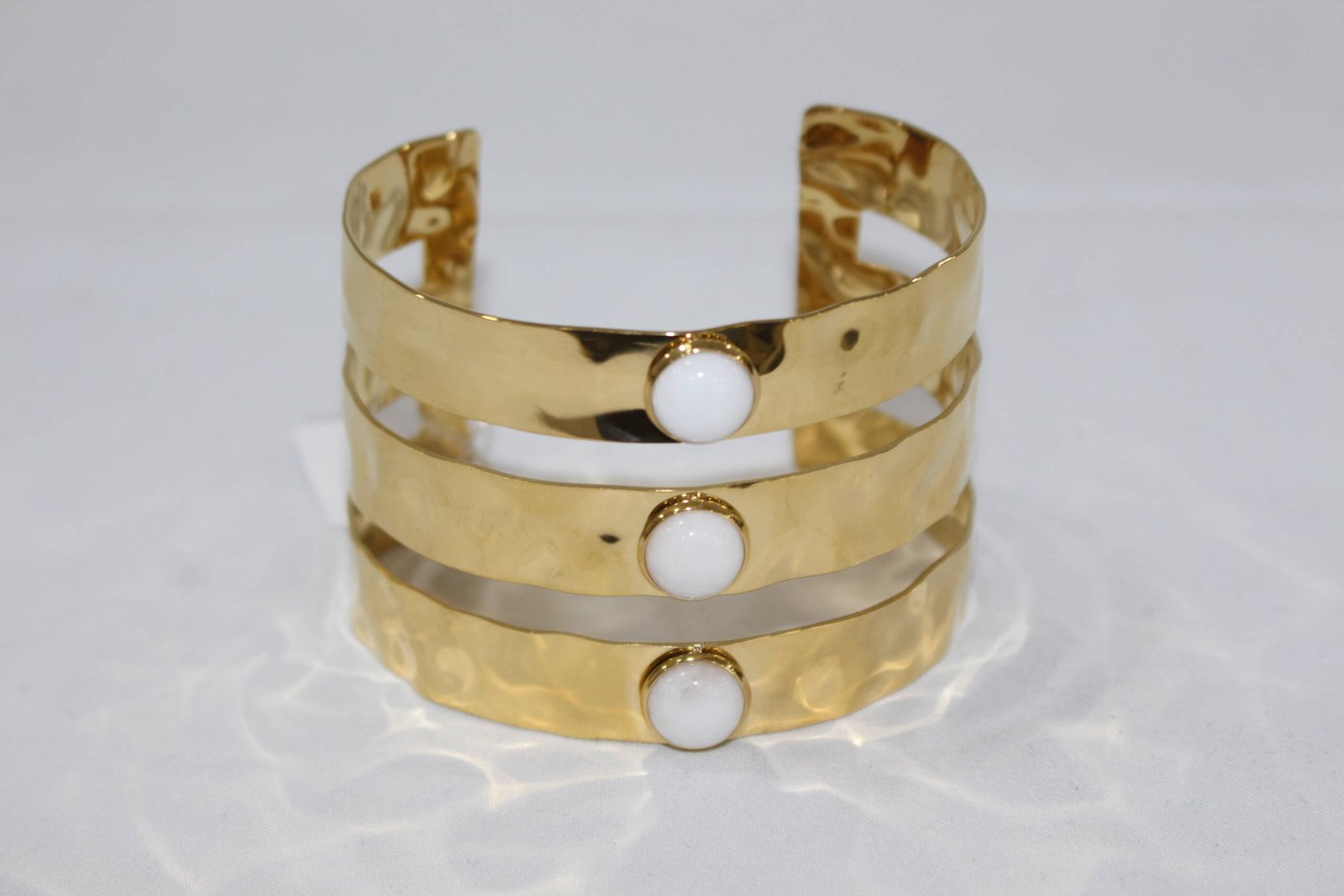 Brazalete triple perlas acero